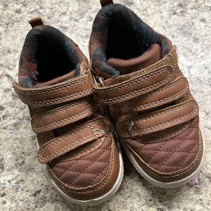 OshKosh toddler shoes